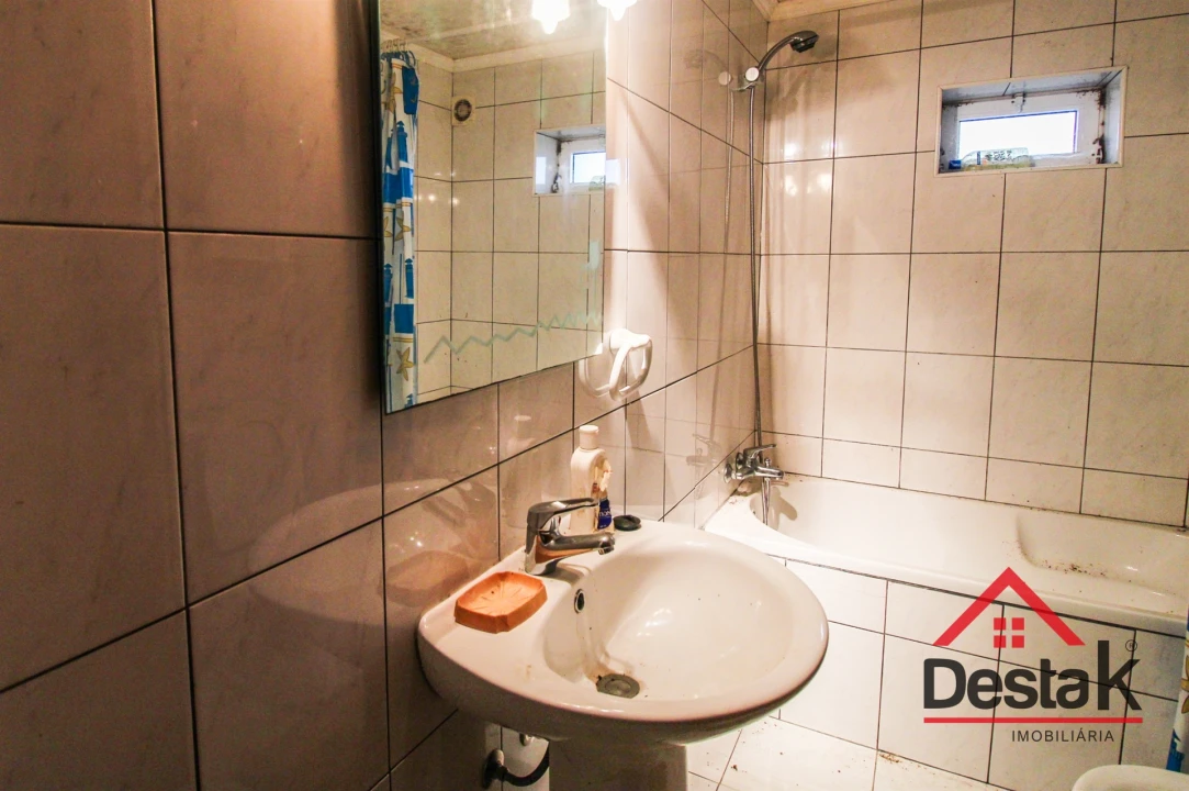 Moradia T3 para Venda em Serrazes Foto 13