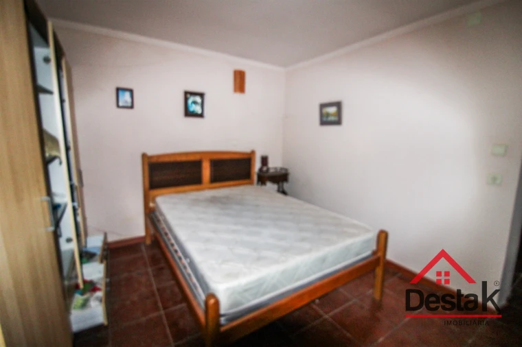 Moradia T3 para Venda em Serrazes Foto 12