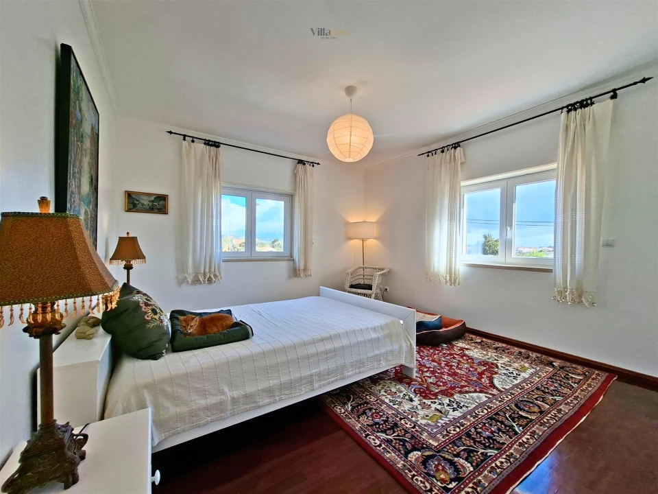 Moradia T5 para Venda em Casais e Alviobeira Foto 78