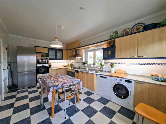 Moradia T5 para Venda em Casais e Alviobeira Foto 41