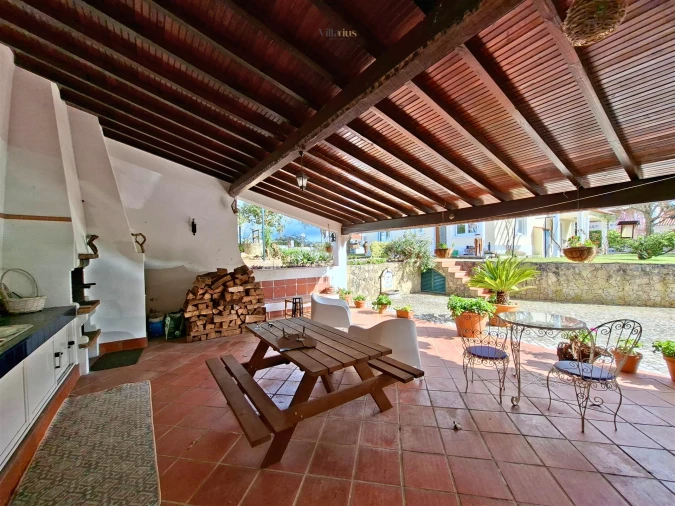 Moradia T5 para Venda em Casais e Alviobeira Foto 14