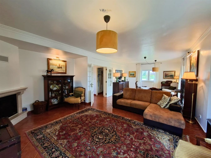 Moradia T5 para Venda em Casais e Alviobeira Foto 25