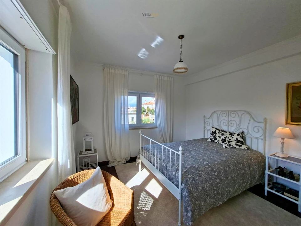 Moradia T5 para Venda em Casais e Alviobeira Foto 70