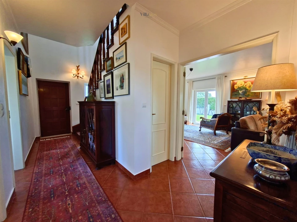 Moradia T5 para Venda em Casais e Alviobeira Foto 50