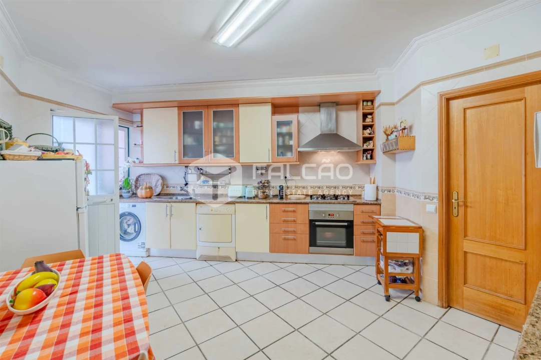 Apartamento T3 para Venda em Almeirim Foto 2