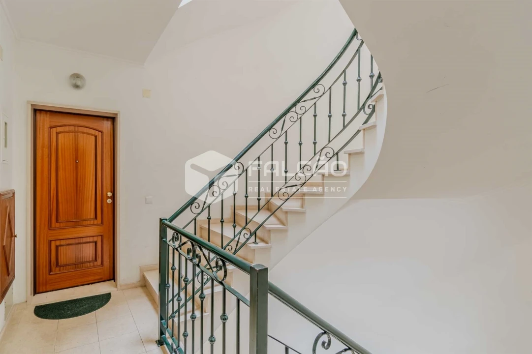 Apartamento T3 para Venda em Almeirim Foto 8