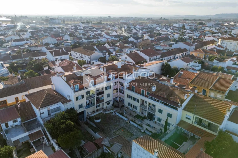 Apartamento T3 para Venda em Almeirim Foto 4