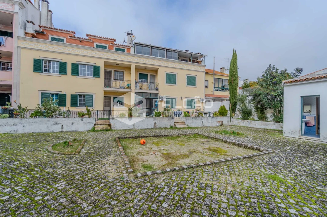 Apartamento T3 para Venda em Almeirim Foto 35