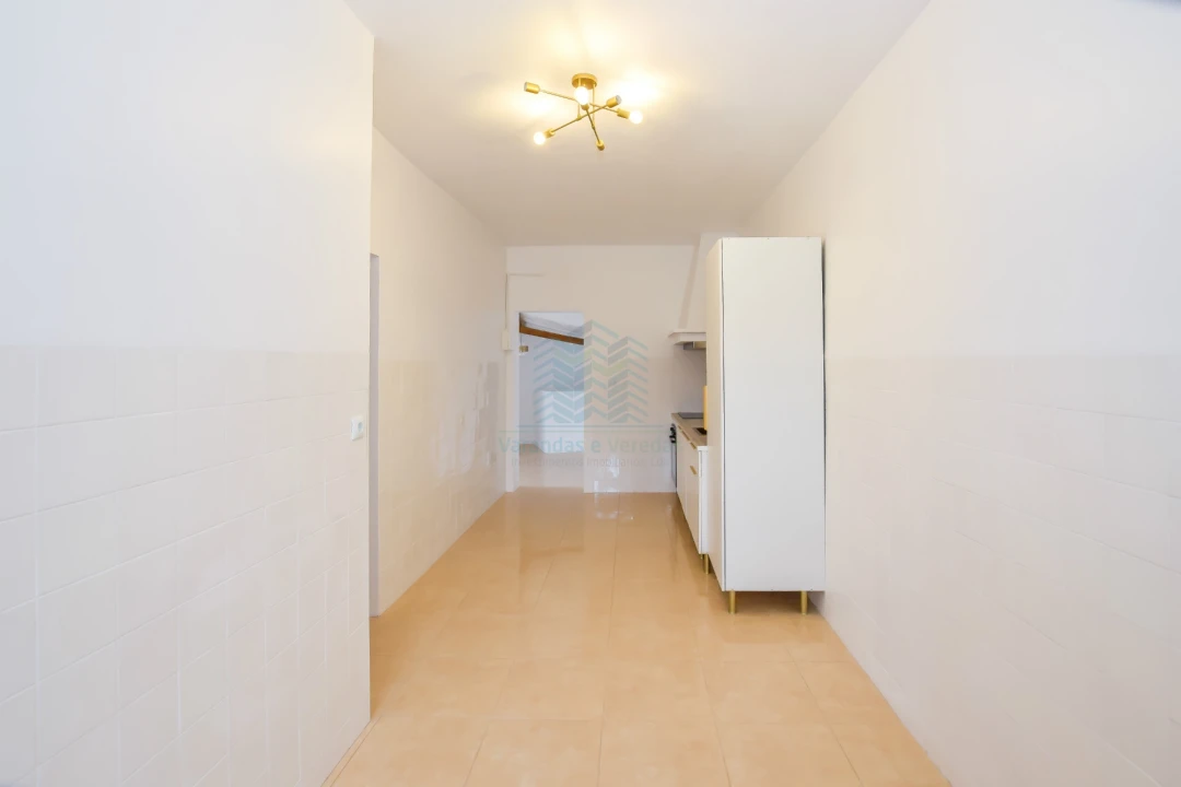 Moradia T3 para Venda em Chancelaria Foto 10