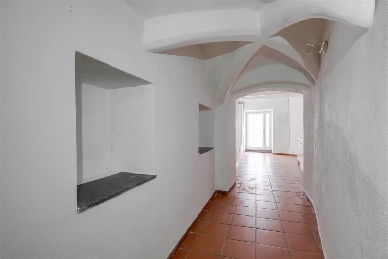 Loja para Venda em Évora (São Mamede, Sé, São Pedro e Santo Antão) Foto 11