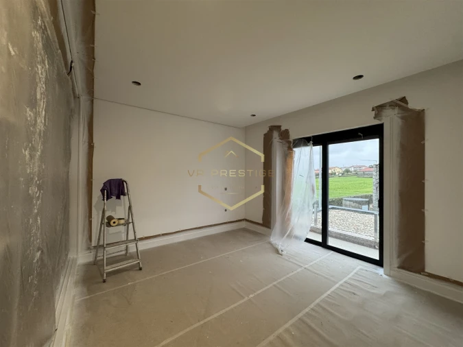 Moradia T3 para Venda em Rates Foto 6