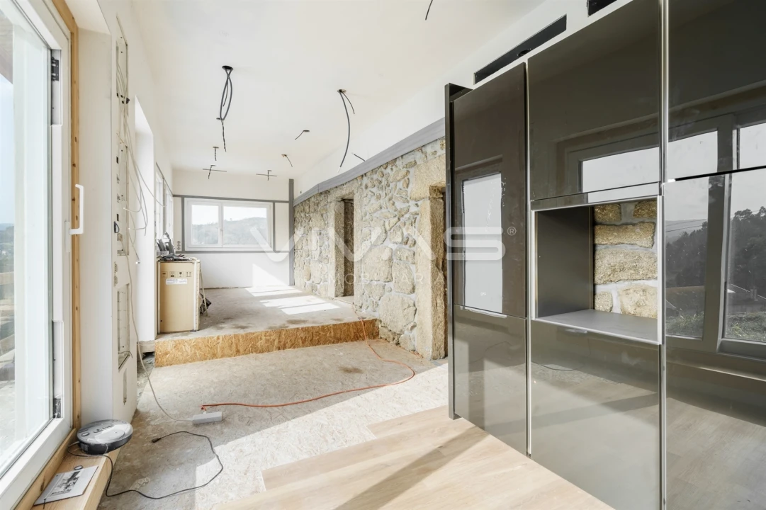 Moradia T3 para Venda em Caldelas, Sequeiros e Paranhos Foto 9