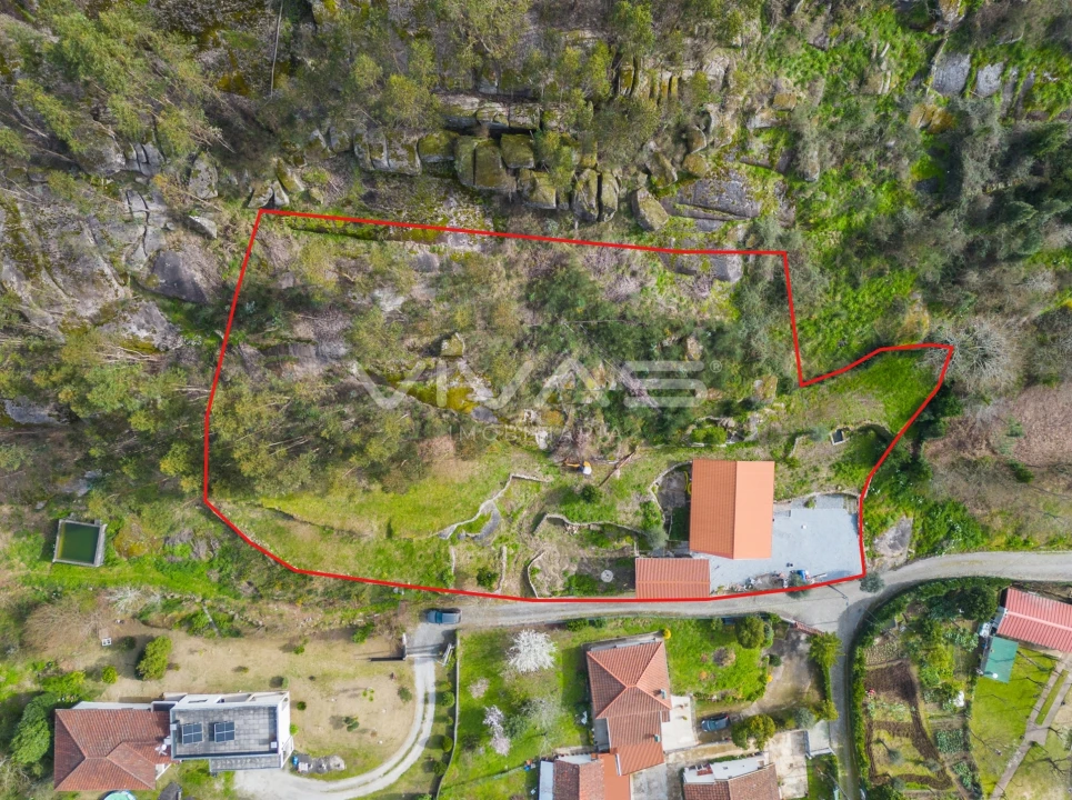 Moradia T3 para Venda em Caldelas, Sequeiros e Paranhos Foto 30