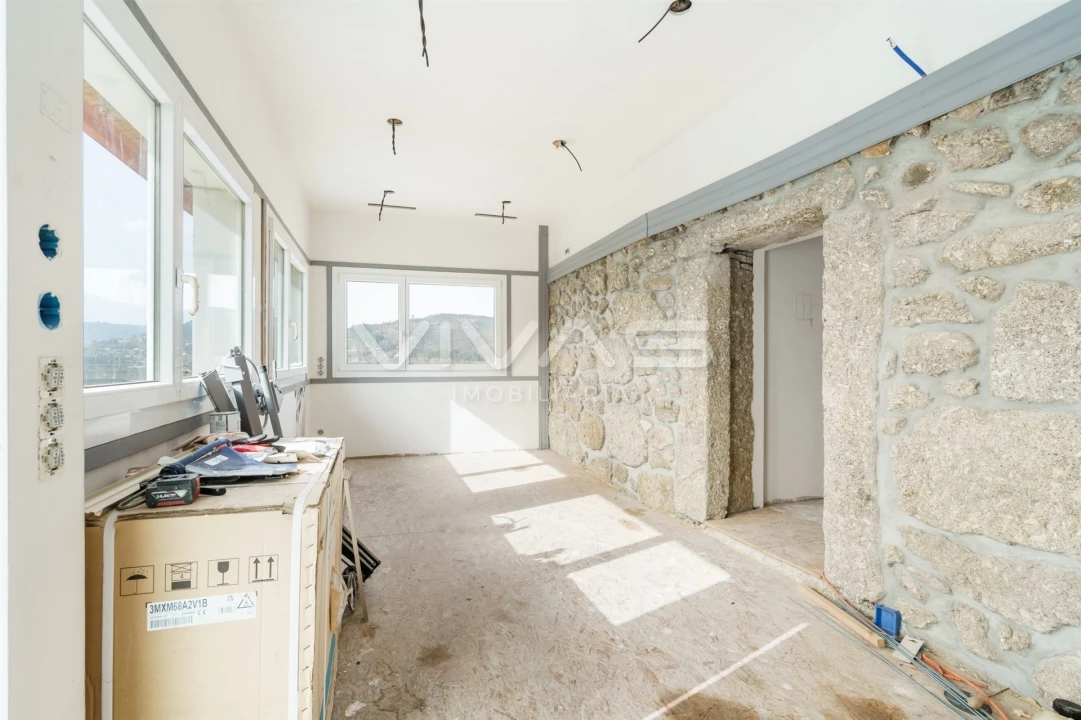 Moradia T3 para Venda em Caldelas, Sequeiros e Paranhos Foto 4