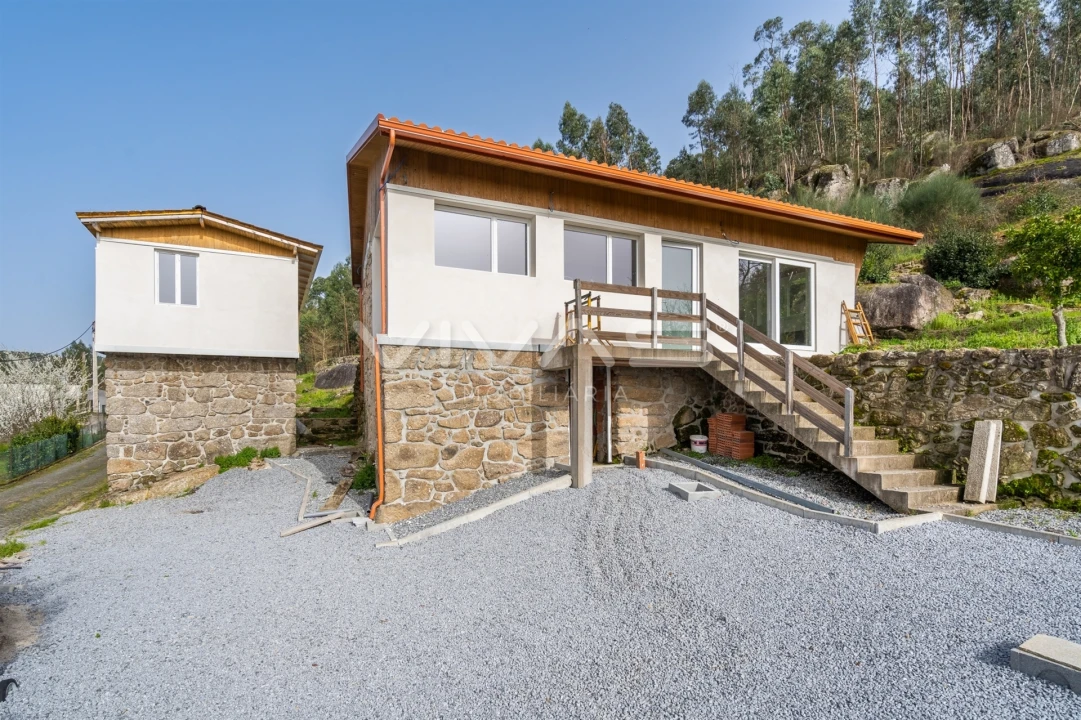 Moradia T3 para Venda em Caldelas, Sequeiros e Paranhos Foto 17