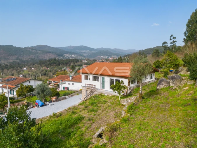 Moradia T3 para Venda em Caldelas, Sequeiros e Paranhos Foto 22