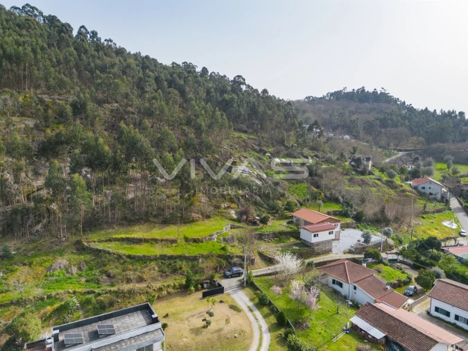 Moradia T3 para Venda em Caldelas, Sequeiros e Paranhos Foto 26