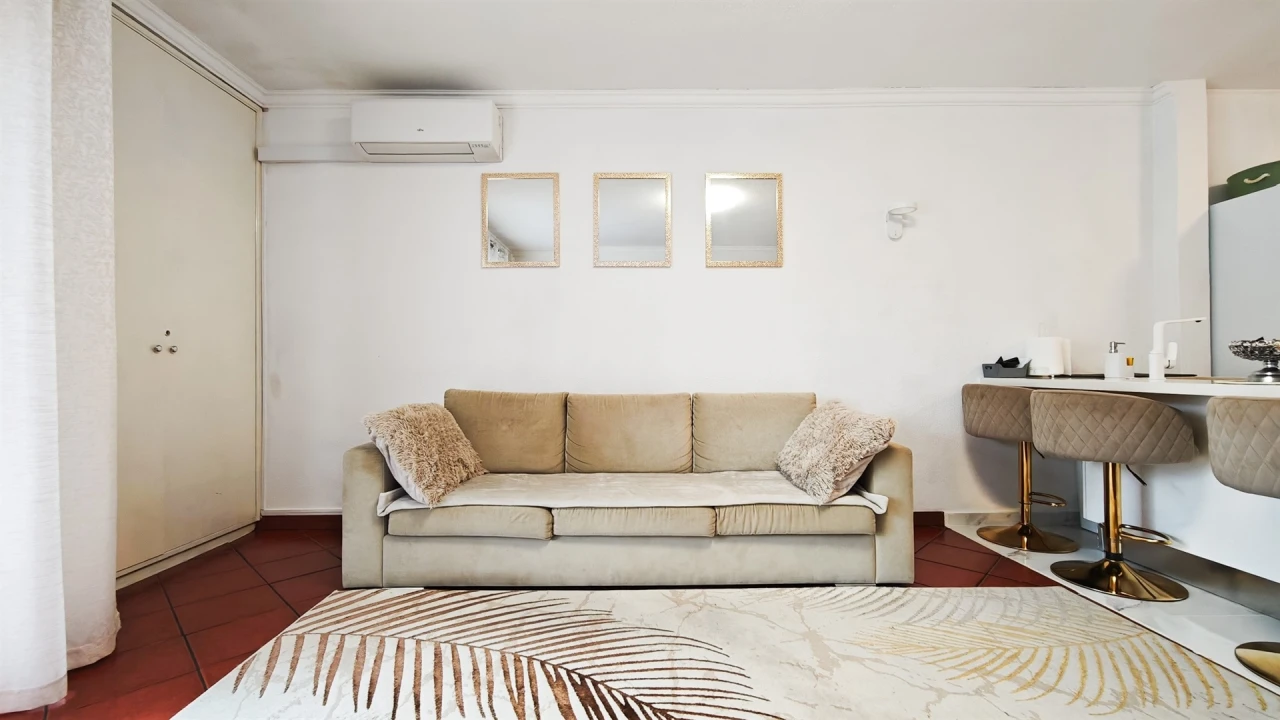 Apartamento T1 para Venda em Albufeira e Olhos de Água Foto 9