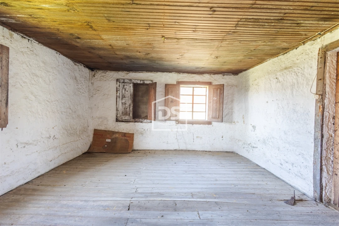 Moradia T2 para Venda em Vila Boa do Bispo Foto 16