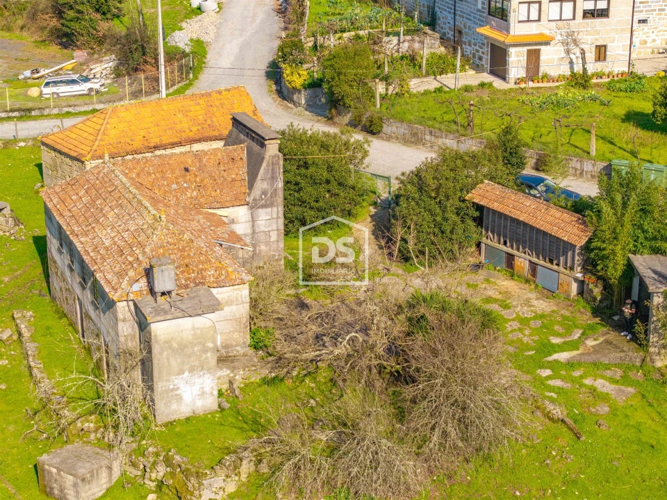 Moradia T2 para Venda em Vila Boa do Bispo Foto 2