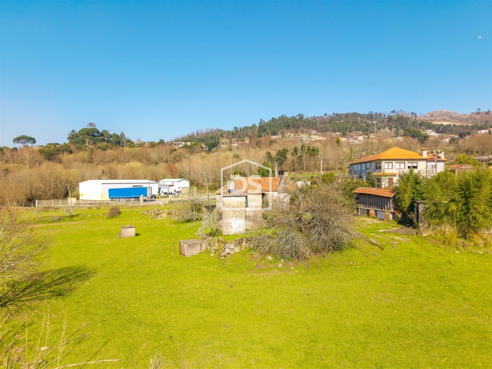 Moradia T2 para Venda em Vila Boa do Bispo Foto 8