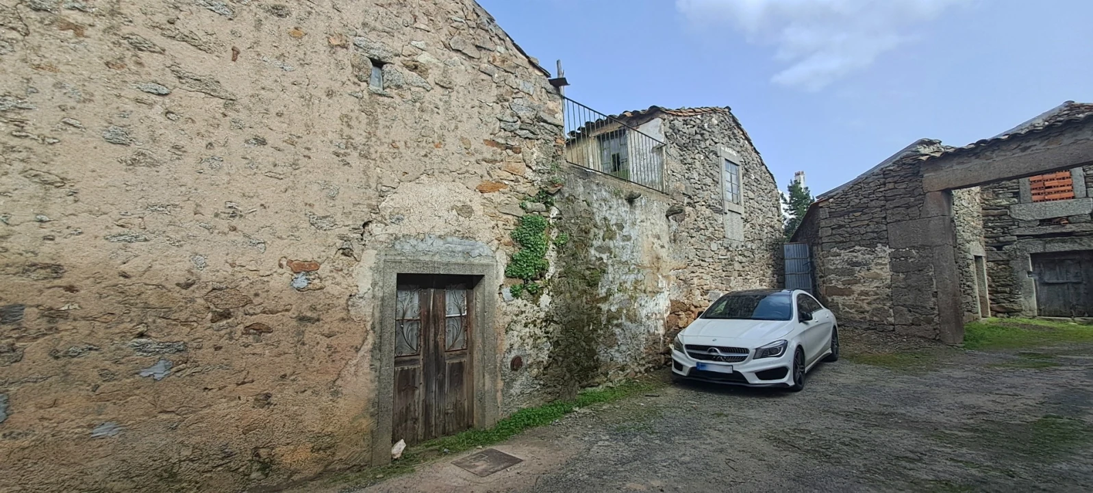 Moradia T4 para Venda em Sendim e Atenor Foto 5