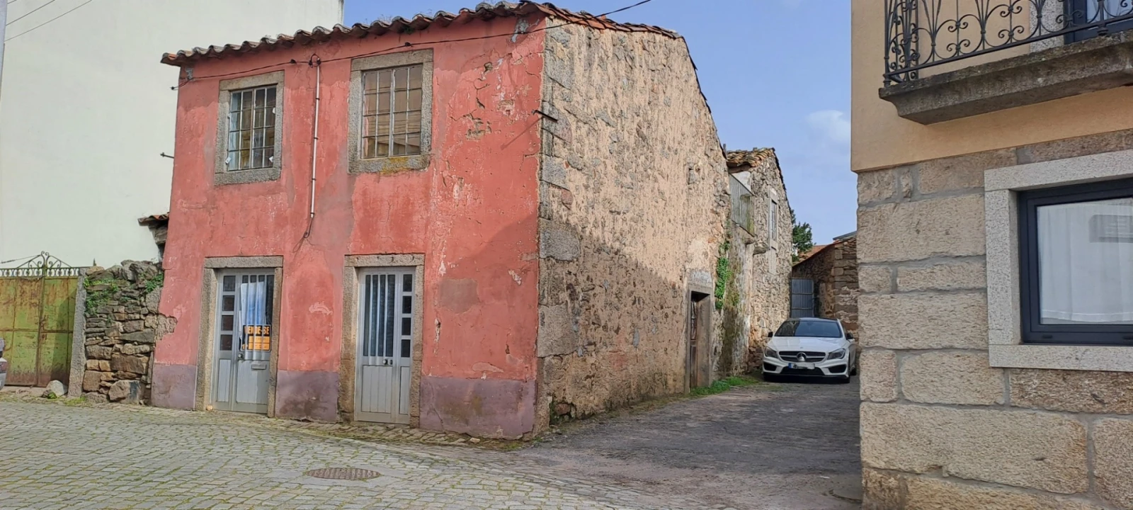 Moradia T4 para Venda em Sendim e Atenor Foto 4