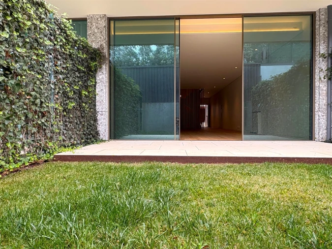 Moradia T3 para Arrendamento em Aldoar, Foz do Douro e Nevogilde Foto 3