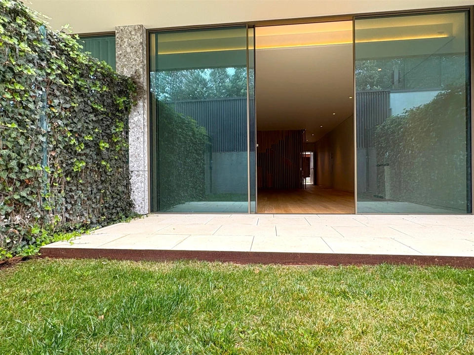 Moradia T3 para Arrendamento em Aldoar, Foz do Douro e Nevogilde Foto 36