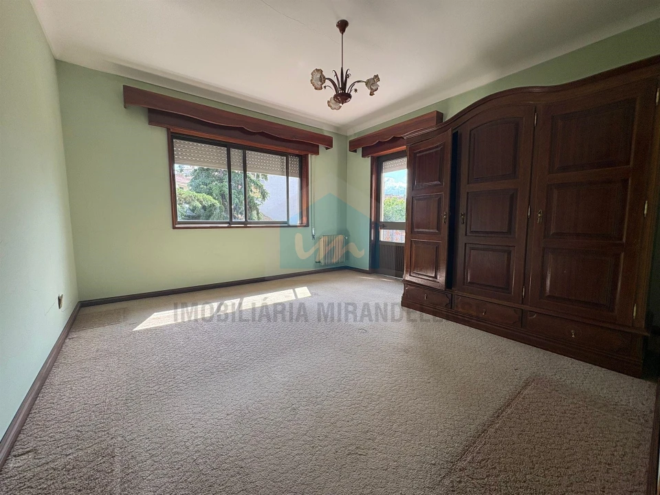 Moradia T4 para Venda em Mirandela Foto 17