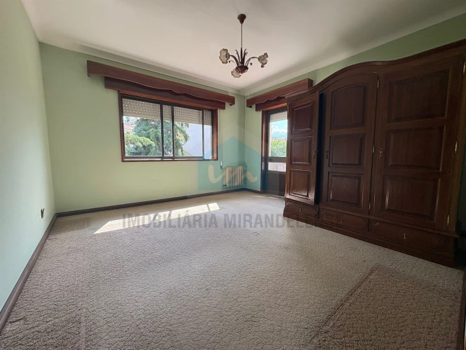 Moradia T4 para Venda em Mirandela Foto 17