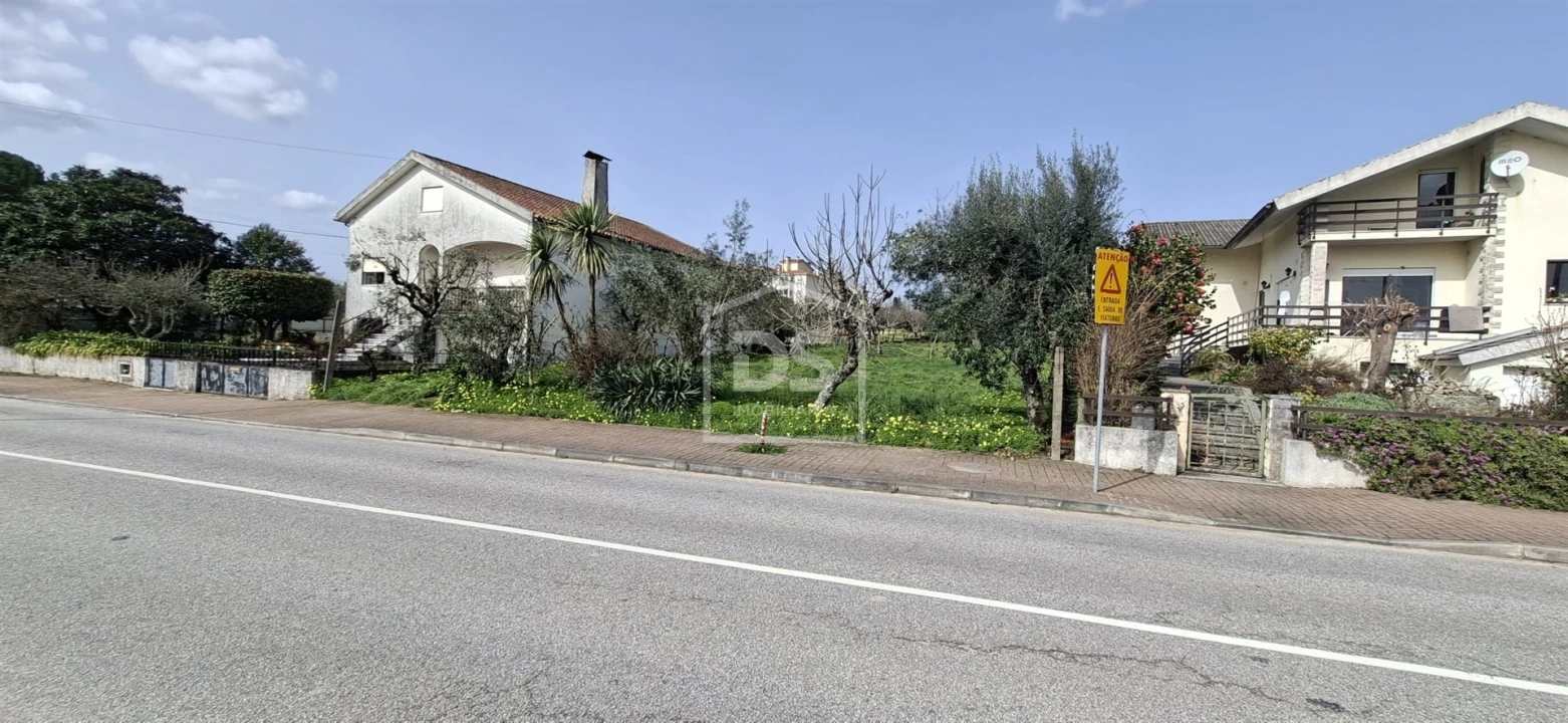 Terreno para Venda em Currelos, Papízios e Sobral Foto 2