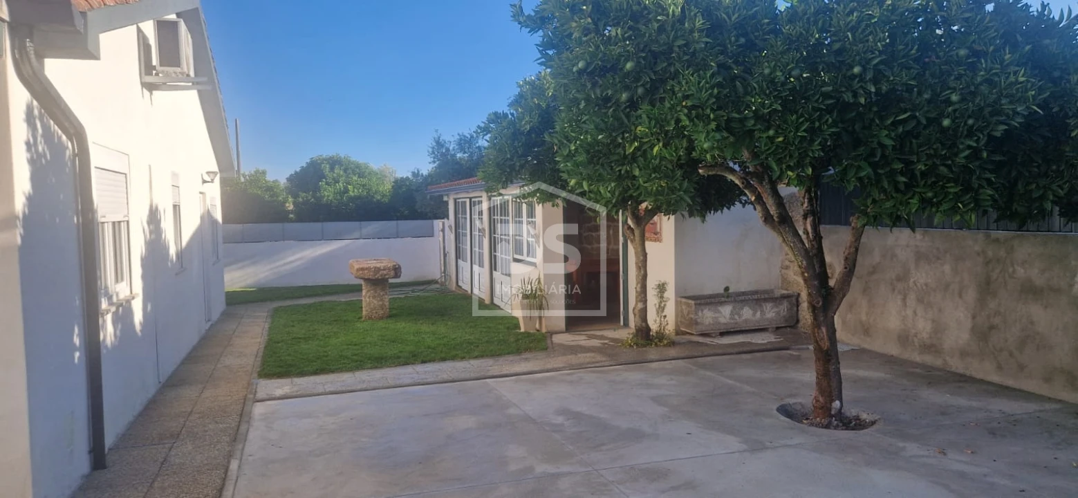 Moradia T3 para Venda em Currelos, Papízios e Sobral Foto 4