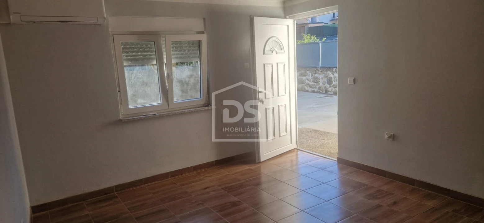 Moradia T3 para Venda em Currelos, Papízios e Sobral Foto 29