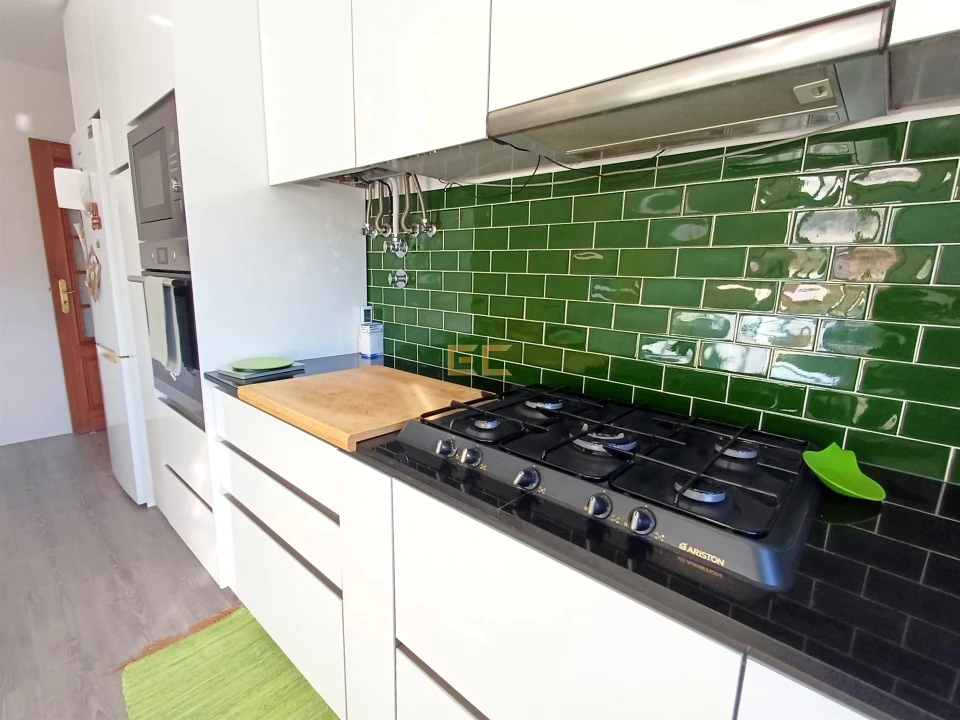 Moradia T5 para Venda em Tavarede Foto 17