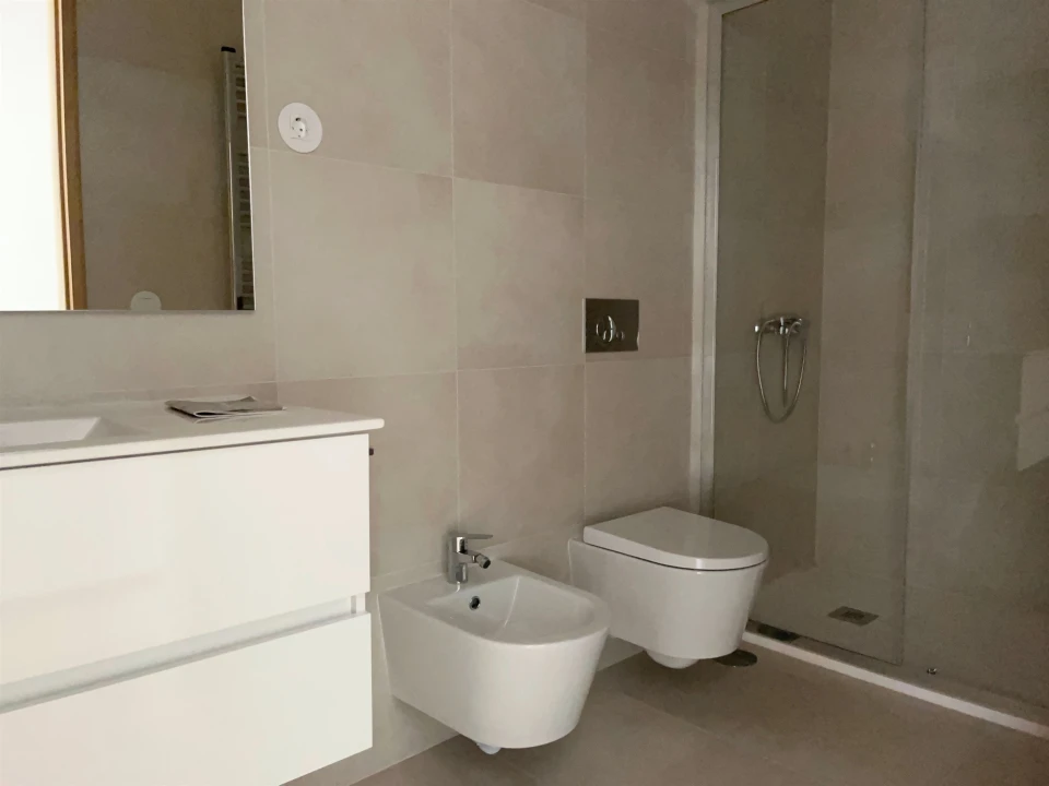 Apartamento T1 para Arrendamento em Viseu Foto 7