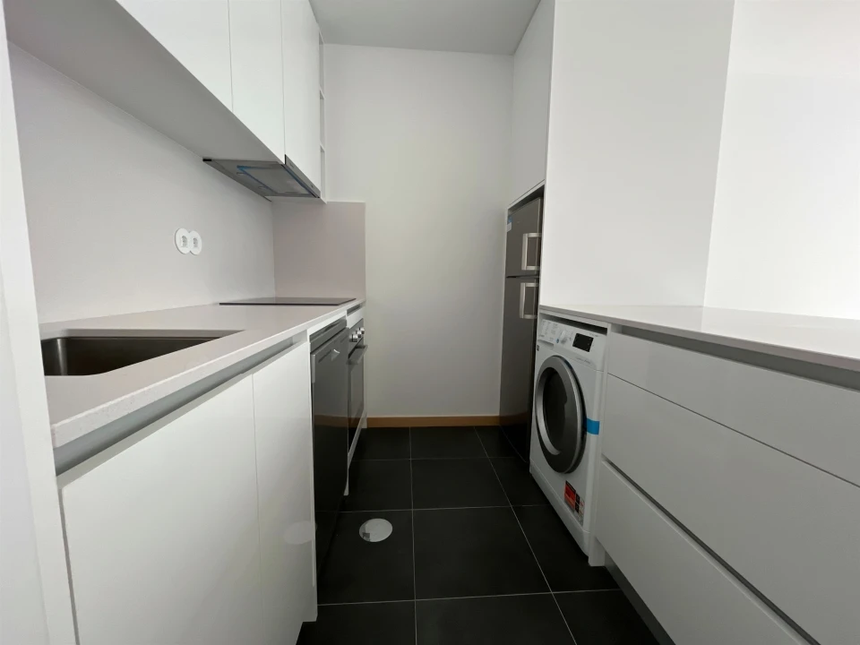 Apartamento T1 para Arrendamento em Viseu Foto 5