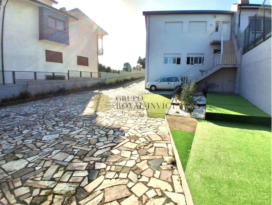 Moradia T3 para Venda em Gondomar (São Cosme), Valbom e Jovim Foto 2