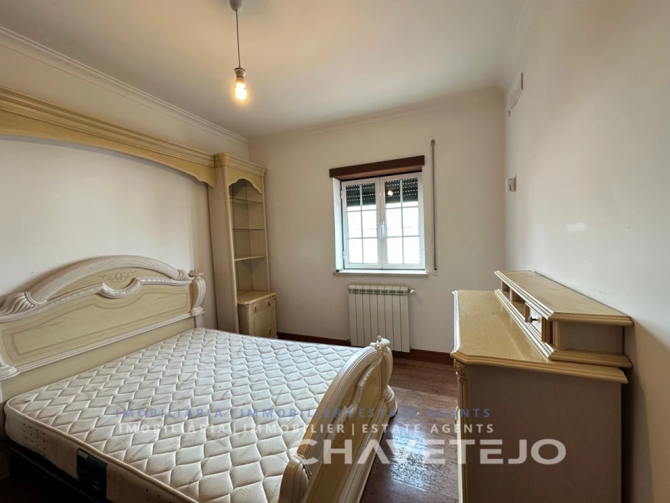 Moradia T3 para Venda em São João Baptista e Santa Maria dos Olivais Foto 14