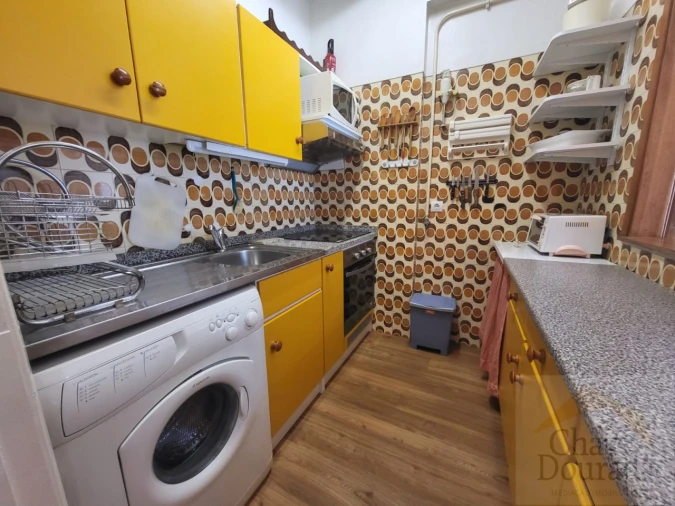 Apartamento T2 para Arrendamento em Santo Antonio dos Olivais Foto 7