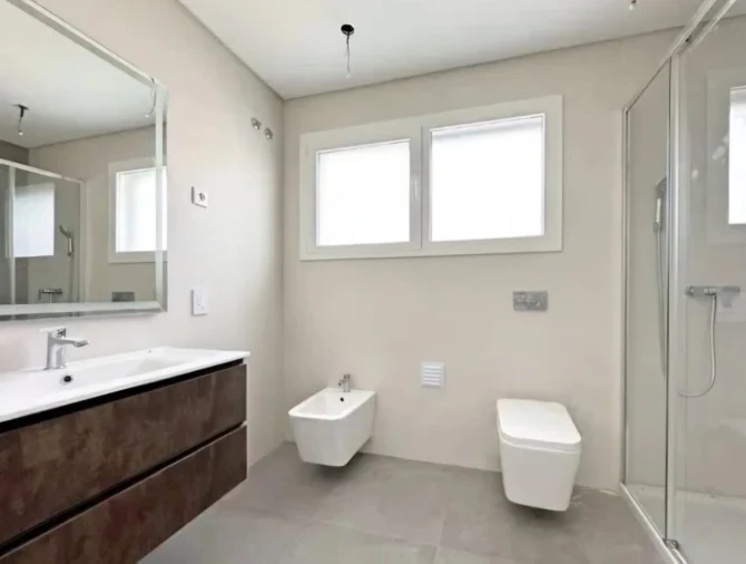 Moradia T4 para Venda em Fernao Ferro Foto 5