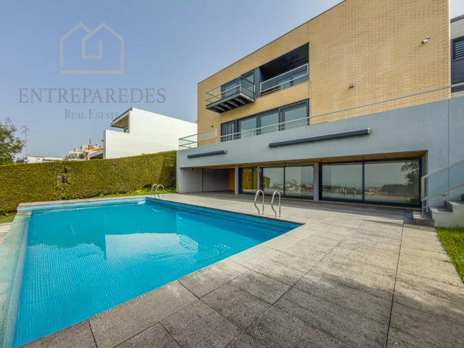 Moradia T3 para Venda em Mafamude e Vilar do Paraíso Foto 1