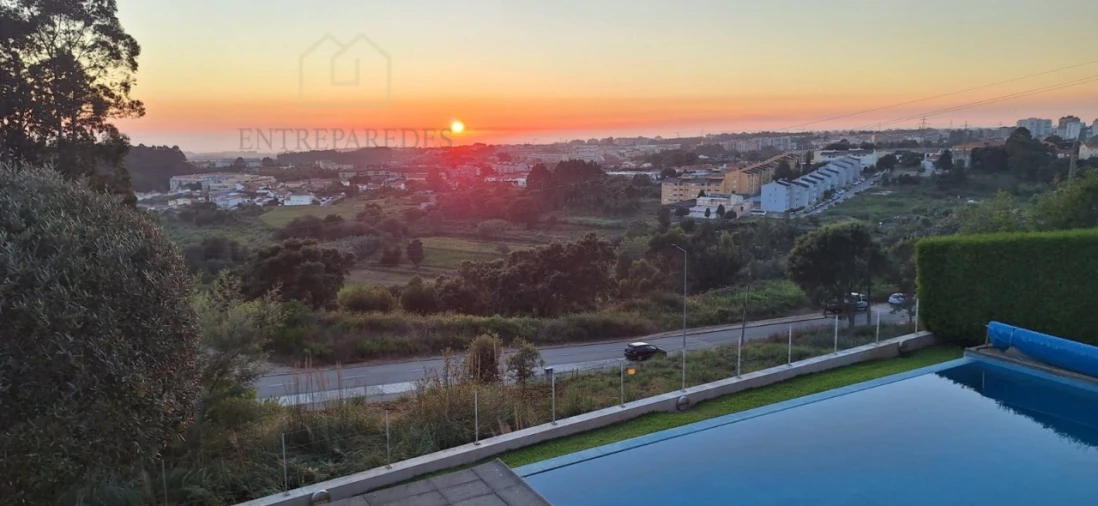 Moradia T3 para Venda em Mafamude e Vilar do Paraíso Foto 2