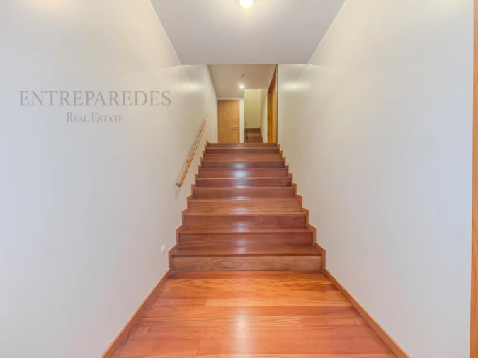 Moradia T3 para Venda em Mafamude e Vilar do Paraíso Foto 29