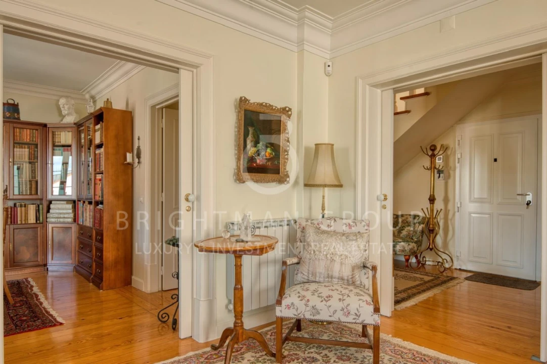 Apartamento T6 para Venda em Cascais e Estoril Foto 8