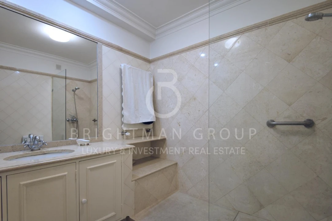 Apartamento T6 para Venda em Cascais e Estoril Foto 44