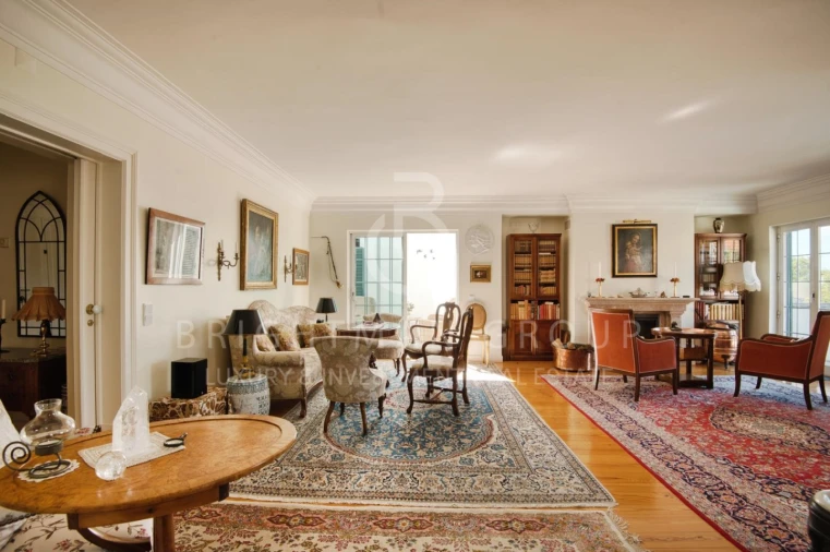 Apartamento T6 para Venda em Cascais e Estoril Foto 12