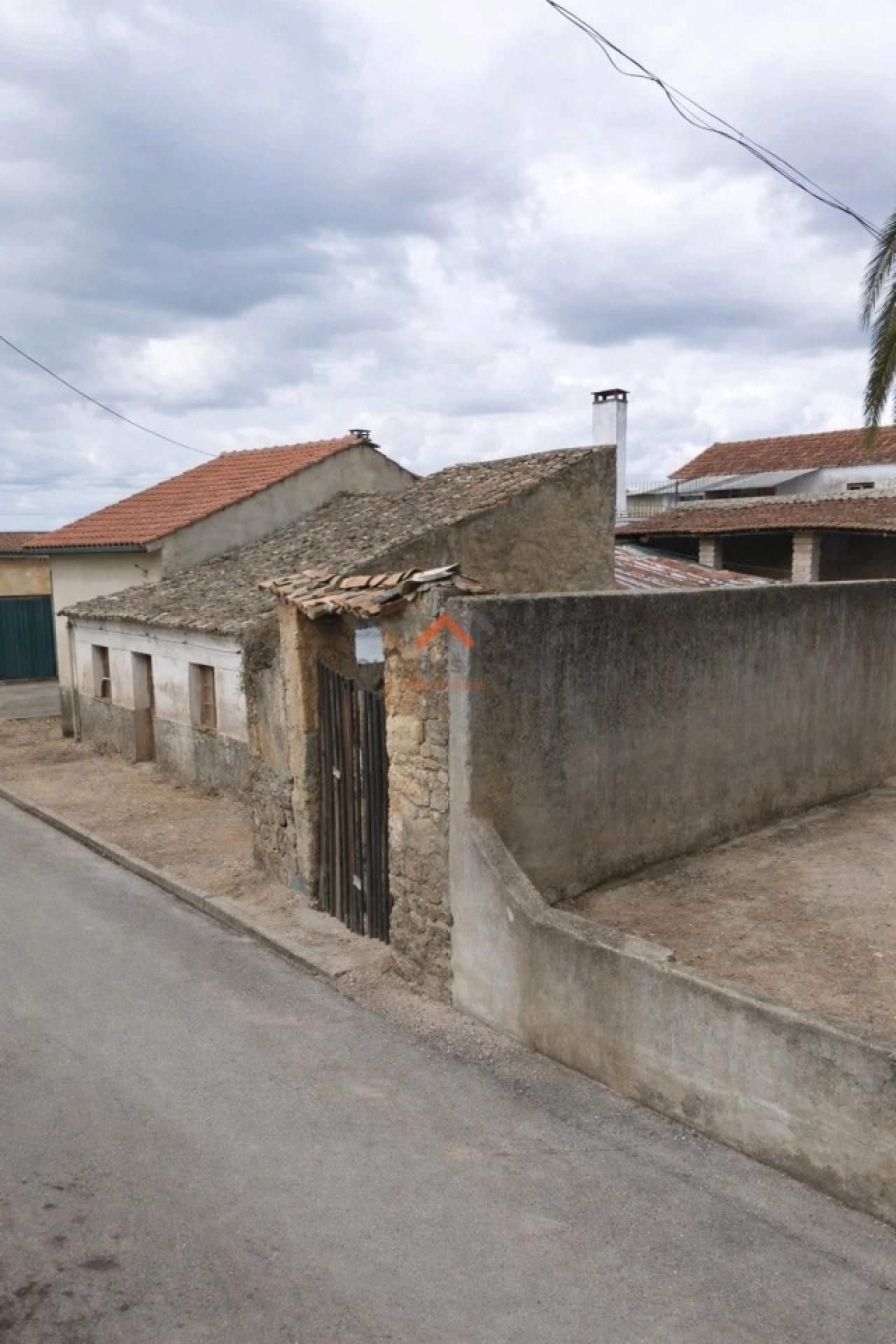 Moradia T2 para Venda em Avelãs de Cima Foto 2