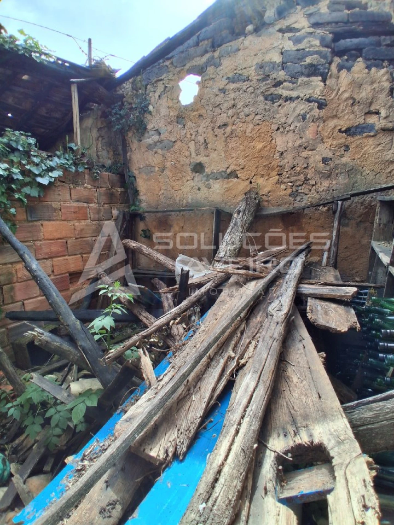 Moradia T2 para Venda em Avelãs de Cima Foto 2