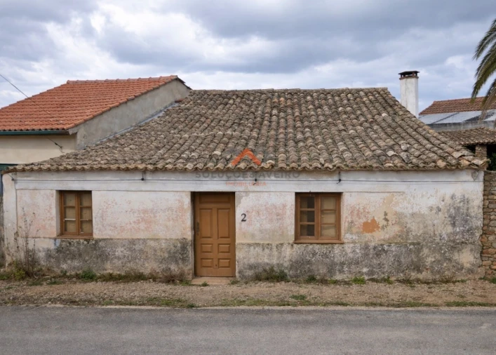 Moradia T2 para Venda em Avelãs de Cima Foto 1
